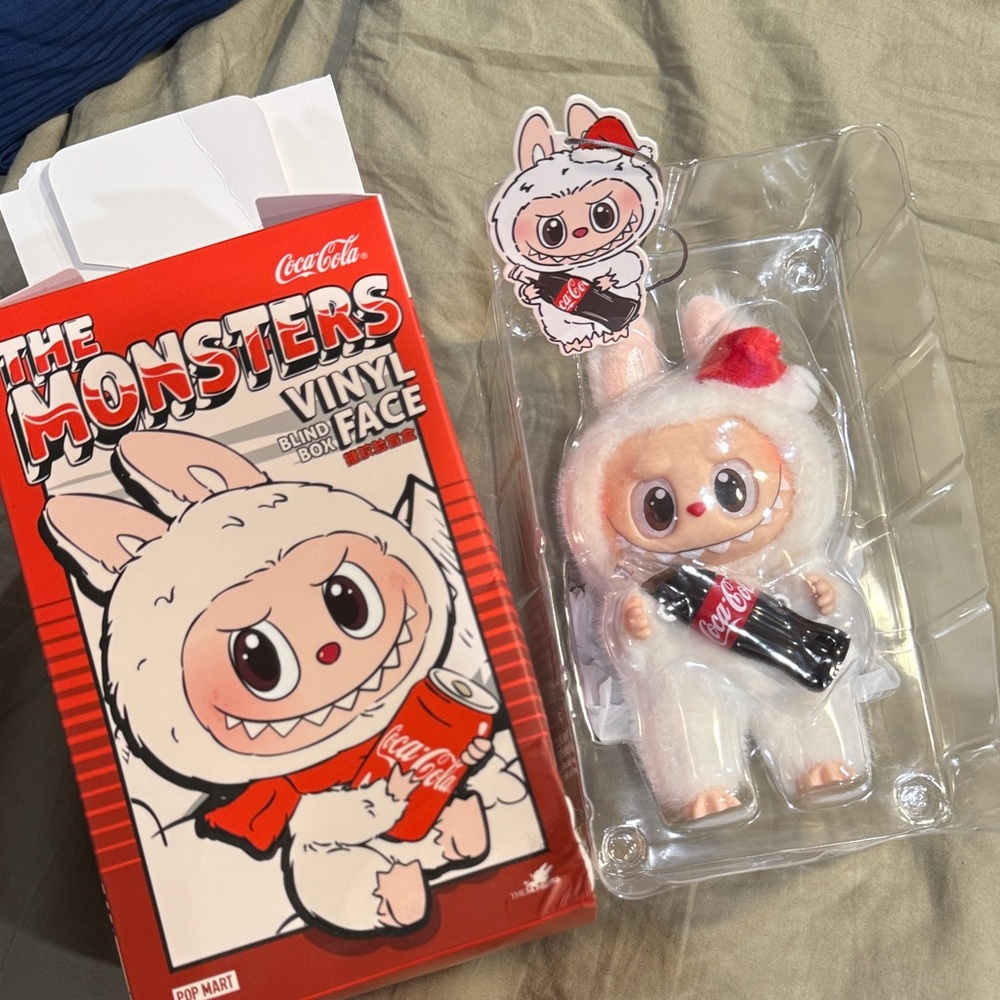 Coca-Cola The Monsters Vinyl Figure with Red and White Costume- Surprise Shake